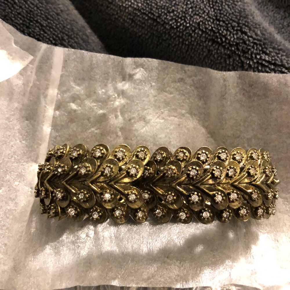 Chloe + Isabel Modern Deco Stretch Bracelet